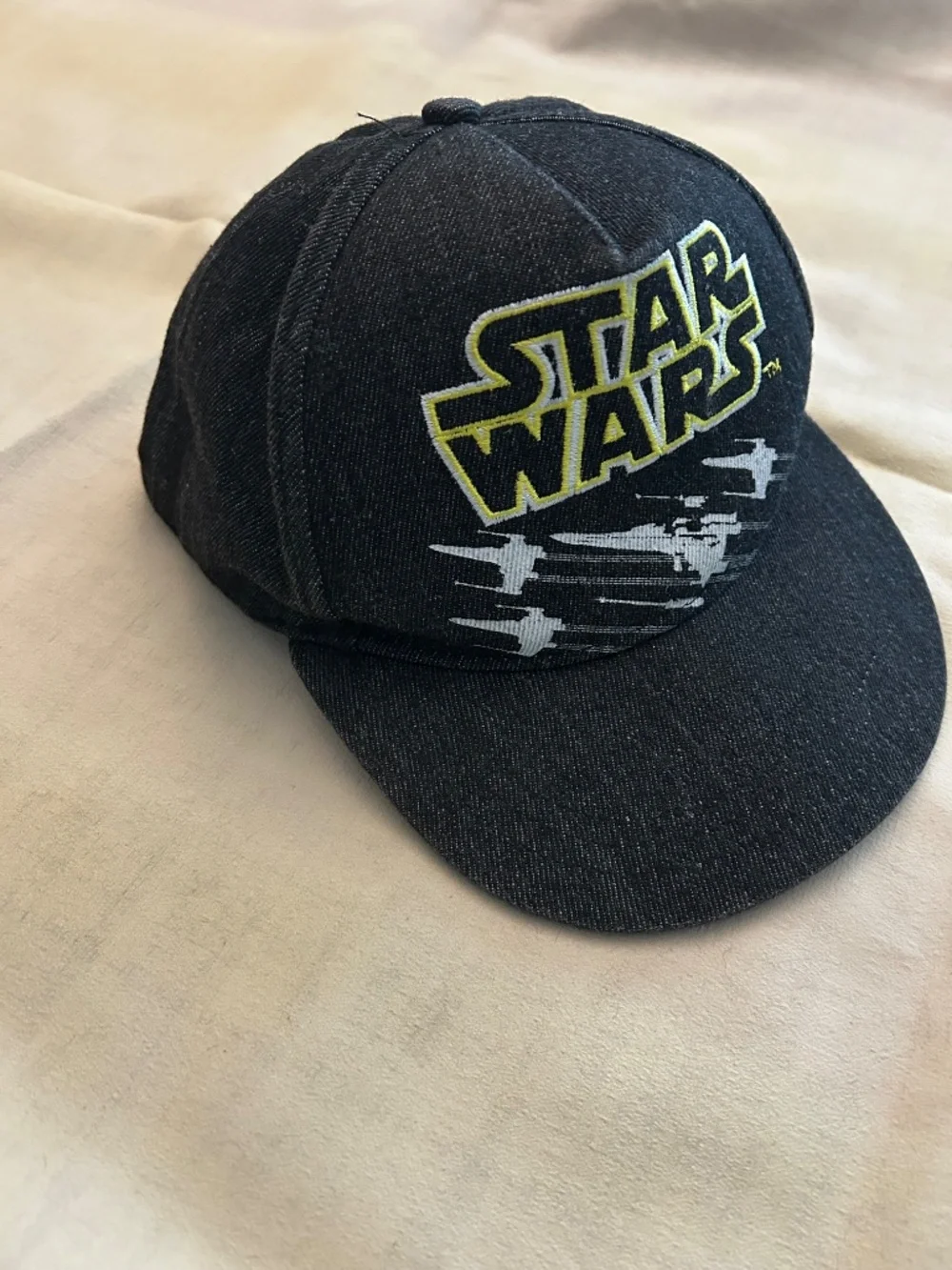 STAR WARS Youth Snapback Hat X-Wing Fighter Black Skull Underbill‎ Licensed
